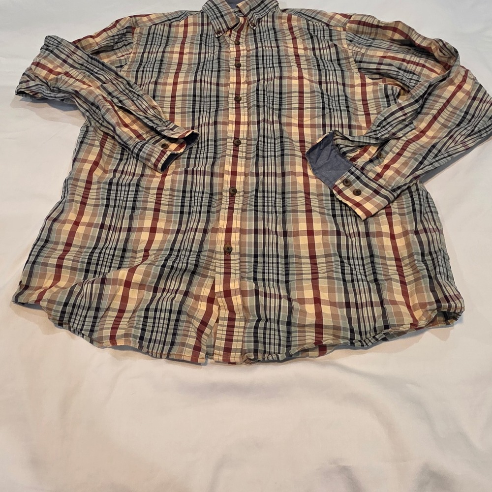 Roundtree & Yorke Casuals Button Down Mens Medium Multicolor Plaid Shirt